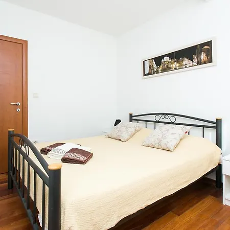 Busko Apartman
